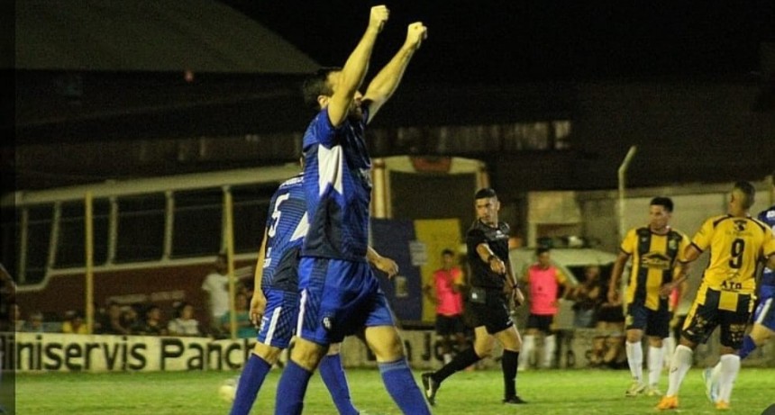 Deportivo goléo a Juventud Urd por Copa de Entre Rios