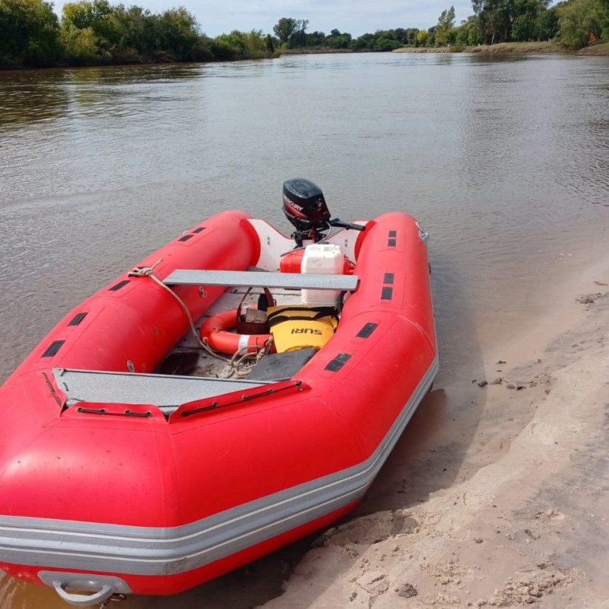 BUSCAN UN JOVEN QUE DESAPARECIÓ EN EL RIO GUALEGUAY