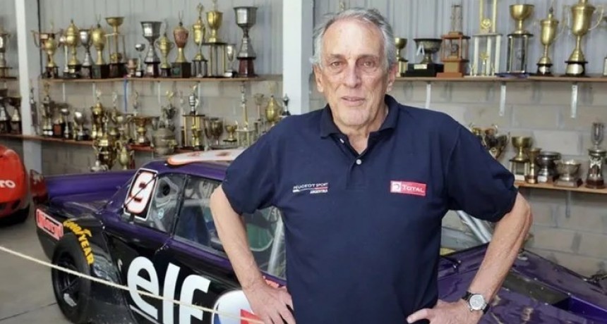 El automovilismo de Duelo por el fallecimiento del Flaco Traverso