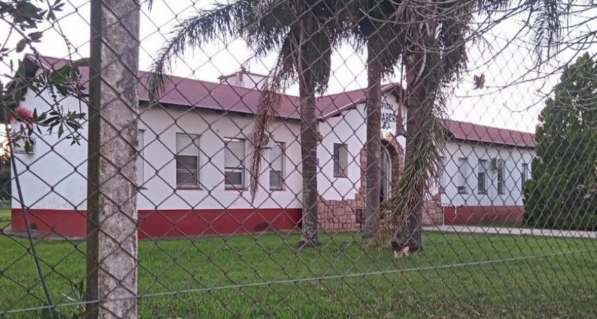 Hospital Rural Guemes de Parera / Campaña Motivacional y topicacion de fluor.