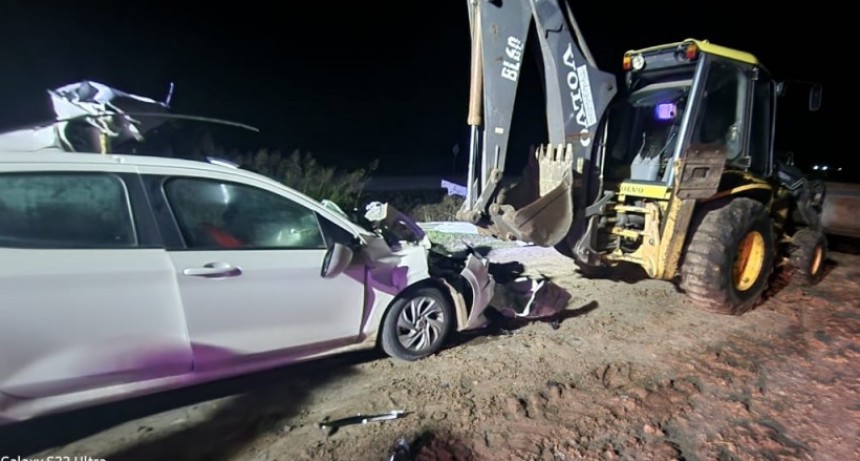 FATAL ACCIDENTE EN RUTA 20 - A METROS DEL CRUCE CON LA RN 14