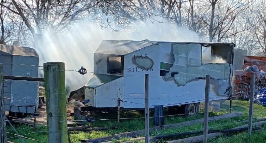 Un hombre murió calcinado dentro de su casilla rodante en Irazusta
