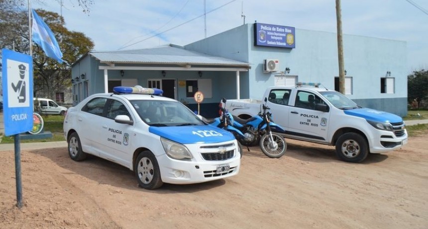 SE APROVECHAN DE SU DISCAPACIDAD Y LE ROBAN 2.000 MIL DOLARES Y UN MILLON DE PESOS