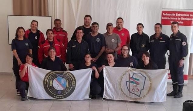 Capacitación de Bomberos Voluntarios en Aldea San Antonio. 