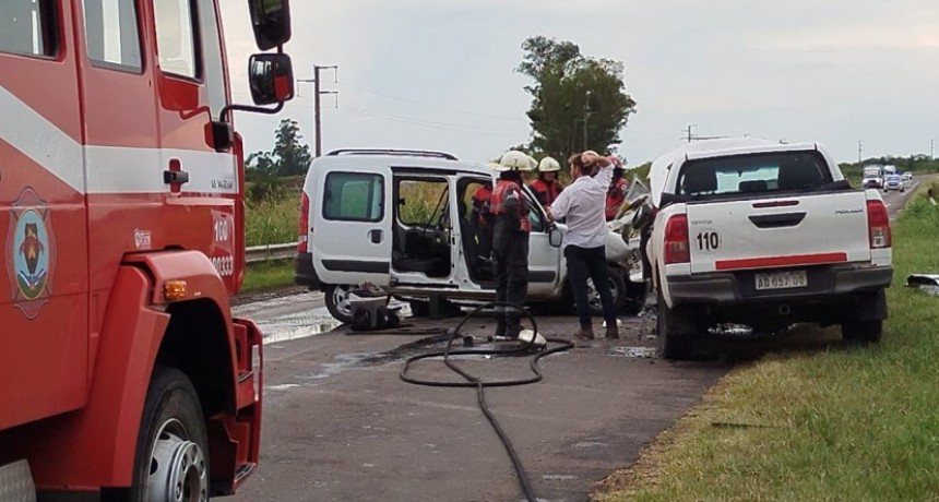 Violento choque frontal en Ruta 20: un herido de consideración